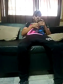 robertguada online show from April 13, 2026, 6:12 pm