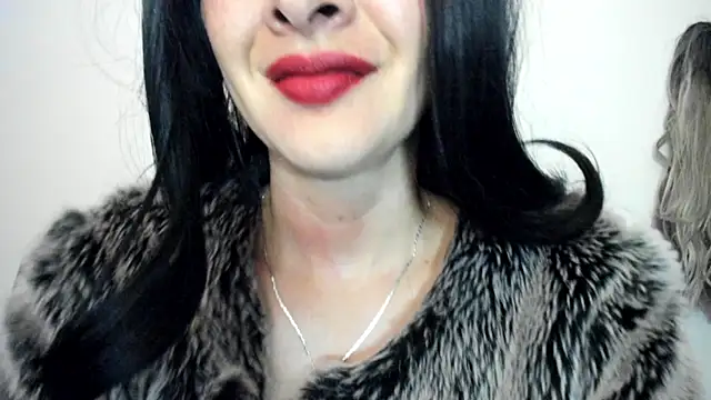 Snapshot of queen_fetish chatting on December 3, 2024, 10:45 am queen fetish online show from December 3, 2024, 10:45 am