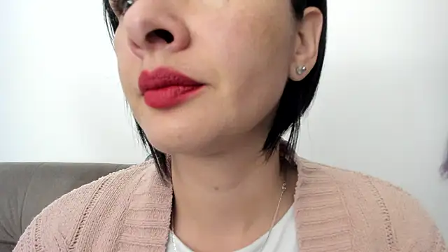 Snapshot of queen_fetish chatting on January 16, 2025, 9:48 am queen fetish online show from January 16, 2025, 9:48 am