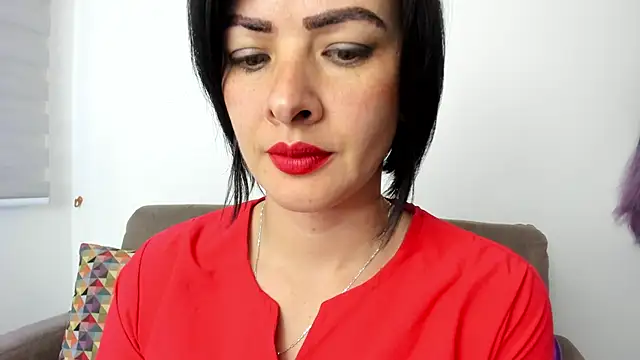 Snapshot of queen_fetish chatting on January 10, 2025, 10:57 pm queen fetish online show from January 10, 2025, 10:57 pm