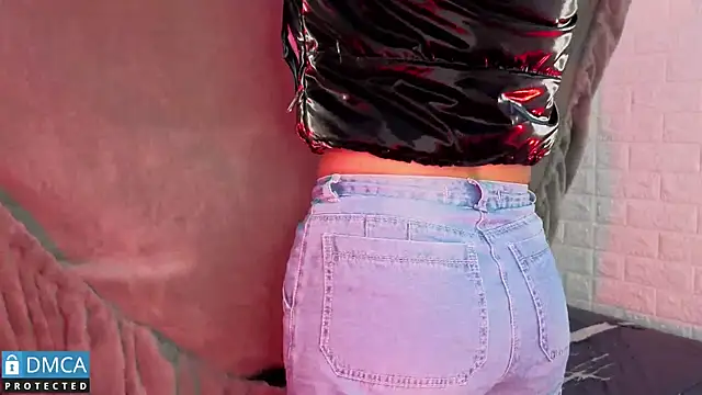 Snapshot of CarolRodriguez_ chatting on November 18, 2025, 7:06 pm CarolRodriguez online show from November 18, 2025, 7:06 pm