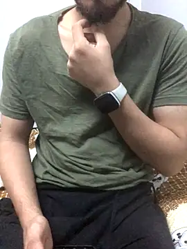 Snapshot of Arabian-B chatting on October 15, 2025, 1:37 am Arabian-B online show from October 15, 2025, 1:37 am