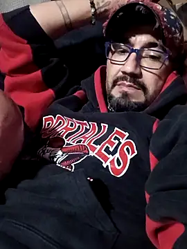 prettyboi6992 online show from March 9, 2026, 4:38 am