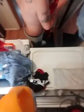 Snapshot of prettyboi6992 chatting on February 23, 2026, 5:24 pm prettyboi6992 online show from February 23, 2026, 5:24 pm