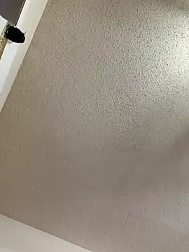 prettyboi6992 online show from April 9, 2026, 10:27 pm