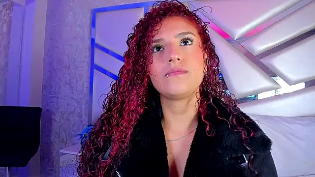 Snapshot of Miia002 chatting on October 22, 2025, 3:17 am Miia002 online show from October 22, 2025, 3:17 am