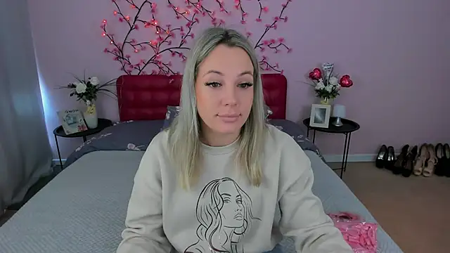 DanikaMorri online show from February 14, 2025, 7:17 am