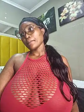 Snapshot of Bustygoddess32 chatting on February 28, 2025, 3:04 am Bustygoddess32 online show from February 28, 2025, 3:04 am