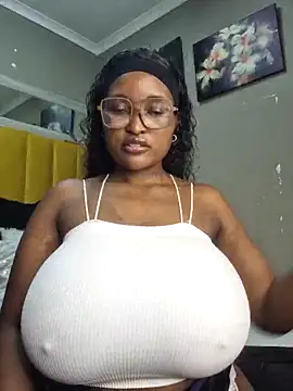 Snapshot of Bustygoddess32 chatting on March 20, 2025, 8:53 am Bustygoddess32 online show from March 20, 2025, 8:53 am