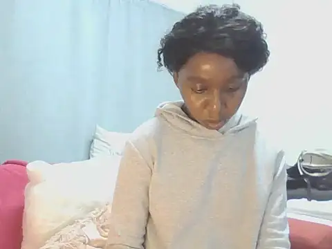 Snapshot of Sexxybella27 chatting on June 6, 2026, 7:08 pm Sexxybella27 online show from June 6, 2026, 7:08 pm