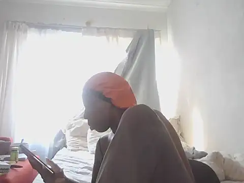 Snapshot of Sexxybella27 chatting on September 11, 2025, 2:06 pm Sexxybella27 online show from September 11, 2025, 2:06 pm