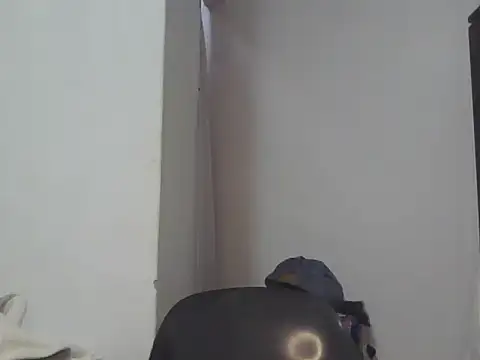 Snapshot of Sexxybella27 chatting on September 24, 2025, 9:21 pm Sexxybella27 online show from September 24, 2025, 9:21 pm