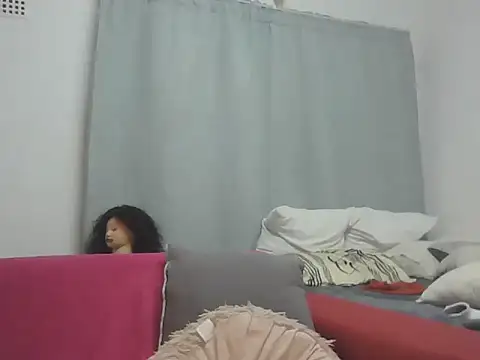 Snapshot of Sexxybella27 chatting on July 17, 2026, 8:28 pm Sexxybella27 online show from July 17, 2026, 8:28 pm