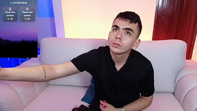 Snapshot of Jey_keler1 chatting on September 24, 2025, 10:27 pm Jey keler1 online show from September 24, 2025, 10:27 pm