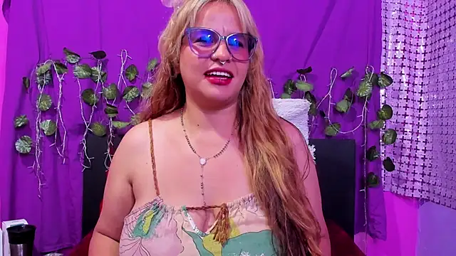 hazel 34 online show from February 28, 2025, 3:59 am