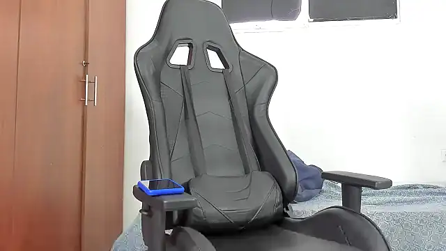 joris vo online show from December 9, 2024, 4:26 pm