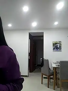 Snapshot of Charlotte_cutee18 chatting on October 29, 2025, 5:17 am Charlotte cutee18 online show from October 29, 2025, 5:17 am