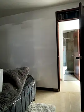 Snapshot of Charlotte_cutee18 chatting on October 10, 2025, 7:04 pm Charlotte cutee18 online show from October 10, 2025, 7:04 pm