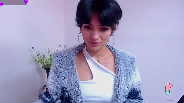 Hannaaaa   online show from January 26, 2025, 5:34 pm
