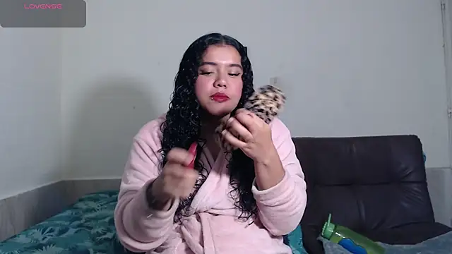 Snapshot of agata_22 chatting on December 18, 2025, 4:28 am agata 22 online show from December 18, 2025, 4:28 am