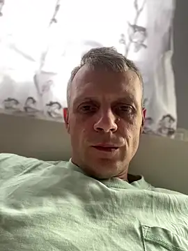 Snapshot of Arthur2288@xh chatting on February 21, 2026, 2:41 pm Arthur2288xh online show from February 21, 2026, 2:41 pm