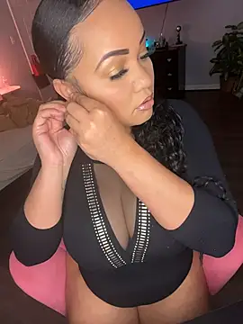 DestineeJayde online show from June 3, 2026, 5:52 am