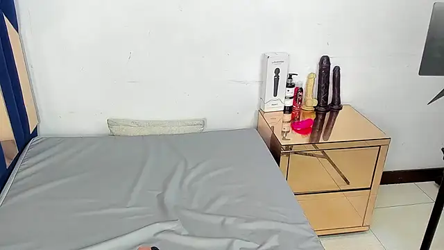 Barbie girl 69 online show from October 19, 2025, 1:58 pm