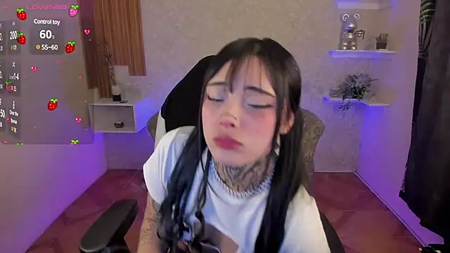 mia catt05 online show from January 15, 2025, 6:54 am