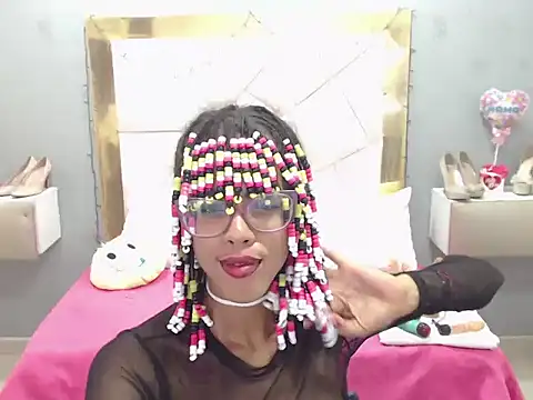 CanellaHotx online show from January 16, 2025, 6:27 pm