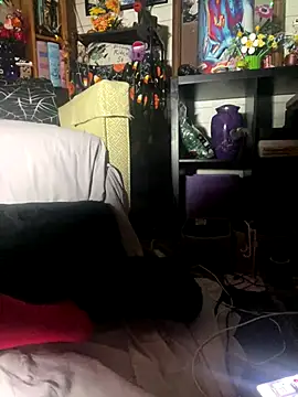 Snapshot of TrenaAnne chatting on October 29, 2025, 6:07 pm TrenaAnne online show from October 29, 2025, 6:07 pm