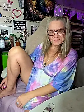 TrenaAnne online show from February 24, 2025, 12:41 am