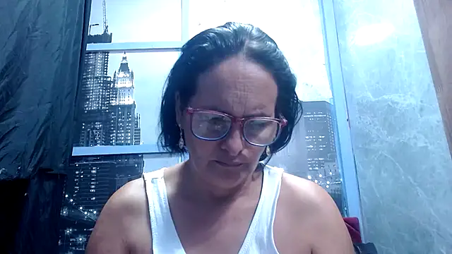 Nastylatinaxxx online show from October 29, 2025, 11:53 am