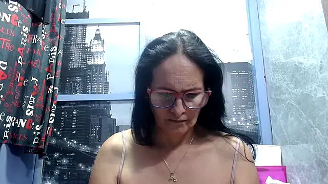 Nastylatinaxxx online show from March 12, 2025, 11:01 pm