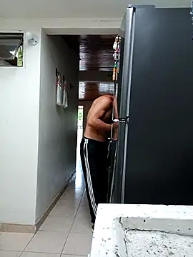 Snapshot of sebasxx97 chatting on October 28, 2025, 11:53 am sebasxx97 online show from October 28, 2025, 11:53 am