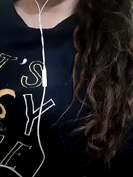 Snapshot of Zanoba-16 chatting on March 23, 2025, 3:10 am Zanoba-16 online show from March 23, 2025, 3:10 am