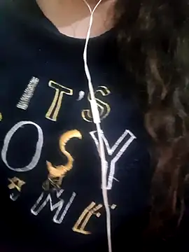 Snapshot of Zanoba-16 chatting on March 17, 2025, 10:19 pm Zanoba-16 online show from March 17, 2025, 10:19 pm