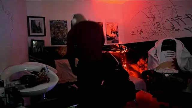 Snapshot of Sisoyalejo420 chatting on October 22, 2025, 4:01 am Sisoyalejo420 online show from October 22, 2025, 4:01 am