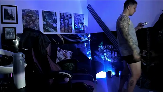 Snapshot of Sisoyalejo420 chatting on September 16, 2025, 4:35 am Sisoyalejo420 online show from September 16, 2025, 4:35 am