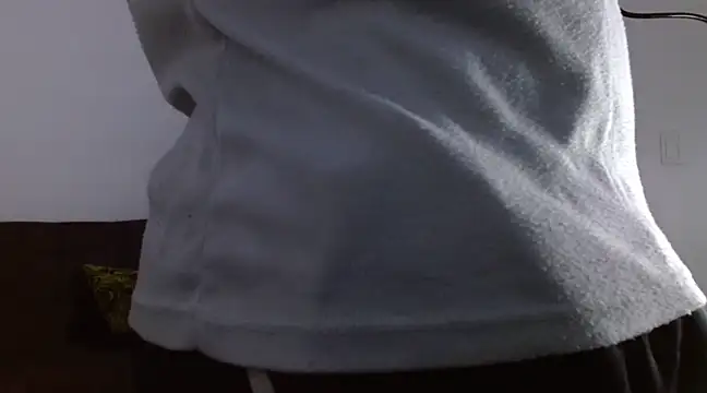 Snapshot of Sisoyalejo420 chatting on March 18, 2025, 2:29 am Sisoyalejo420 online show from March 18, 2025, 2:29 am