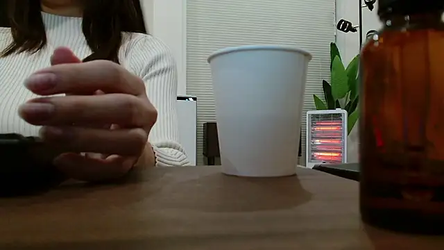 POCARI SWEAT online show from April 4, 2026, 2:34 pm