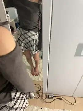 POCARI SWEAT online show from April 7, 2026, 2:52 pm