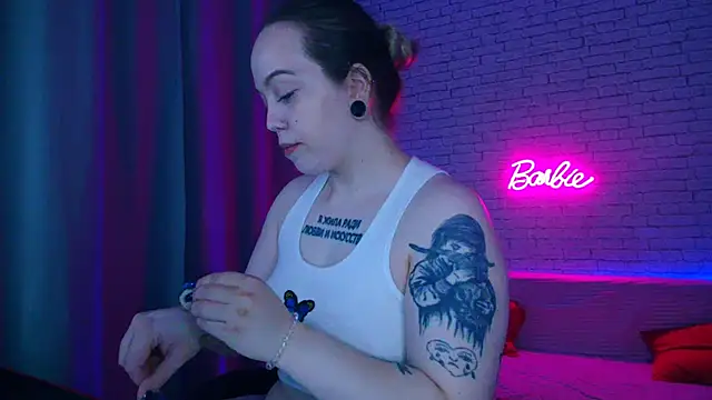 -Stacyy- online show from May 31, 2026, 3:23 am