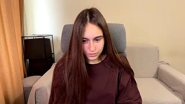 AliceKolltt online show from October 6, 2025, 9:54 am