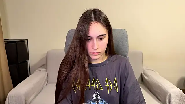 AliceKolltt online show from March 7, 2026, 8:47 pm