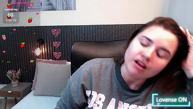 Aabby lee online show from September 21, 2025, 7:30 pm