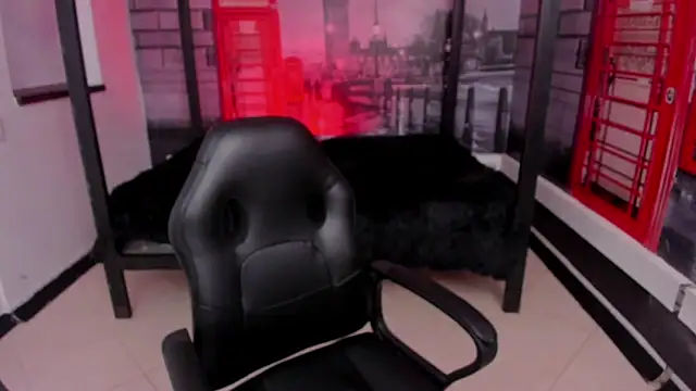 Snapshot of katia_bigboobs1 chatting on September 28, 2025, 8:10 am katia bigboobs1 online show from September 28, 2025, 8:10 am