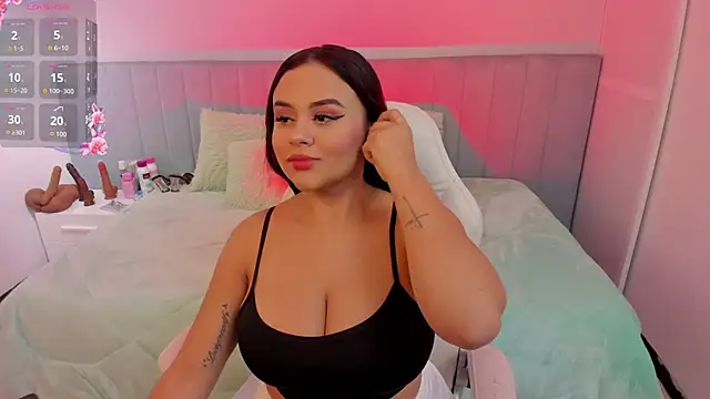 Snapshot of katia_bigboobs1 chatting on October 1, 2025, 9:14 am katia bigboobs1 online show from October 1, 2025, 9:14 am