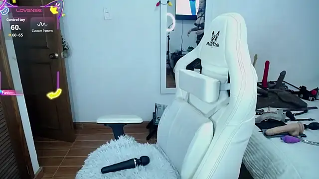 Snapshot of Ariadna_Carters1 chatting on January 8, 2026, 1:06 pm Ariadna Carters1 online show from January 8, 2026, 1:06 pm