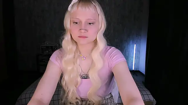 MariaMango online show from November 10, 2025, 1:43 am