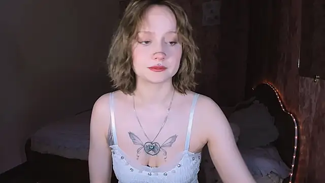 MariaMango online show from April 10, 2026, 4:36 pm